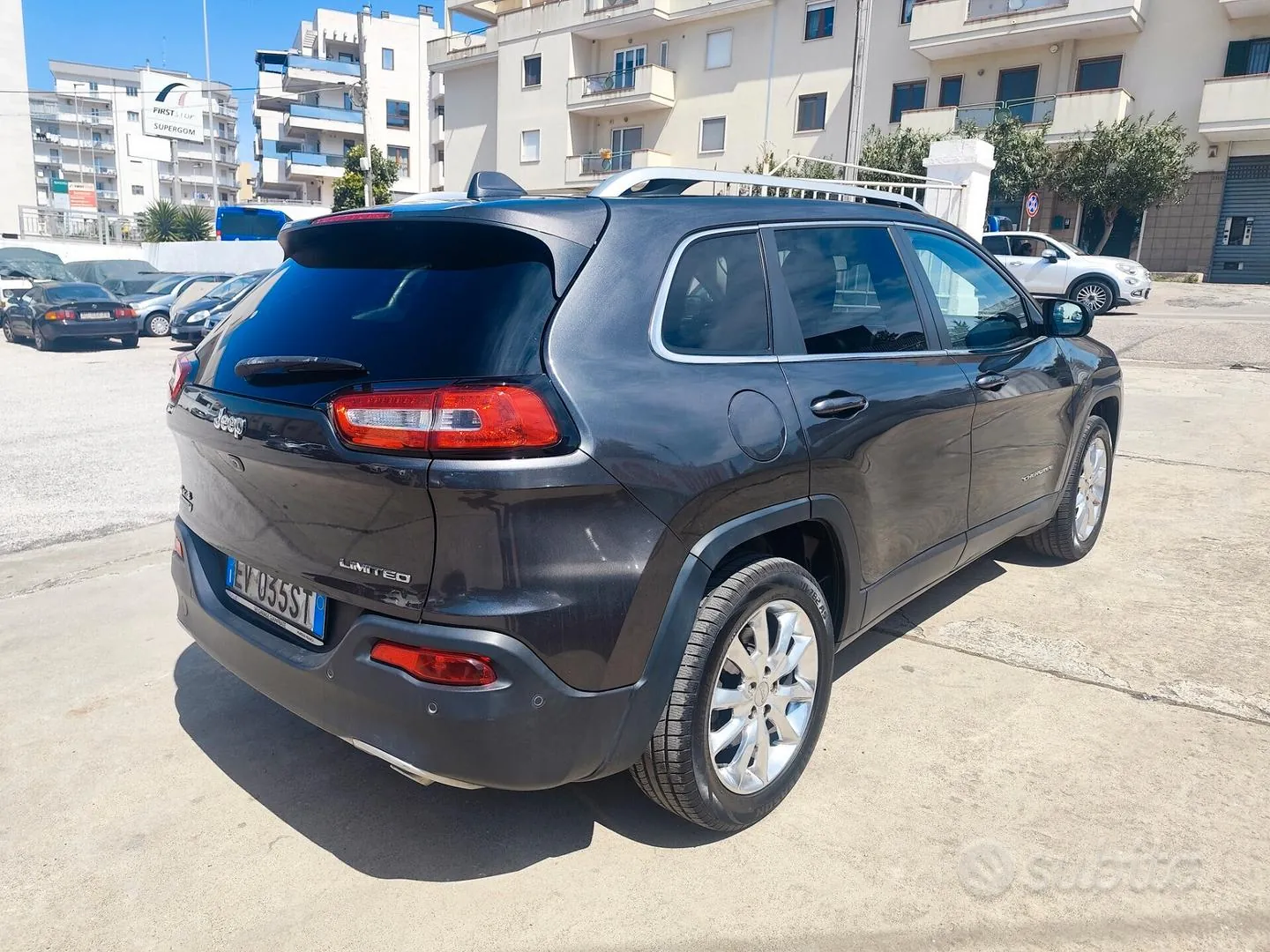Jeep Cherokee 2014 photo 5