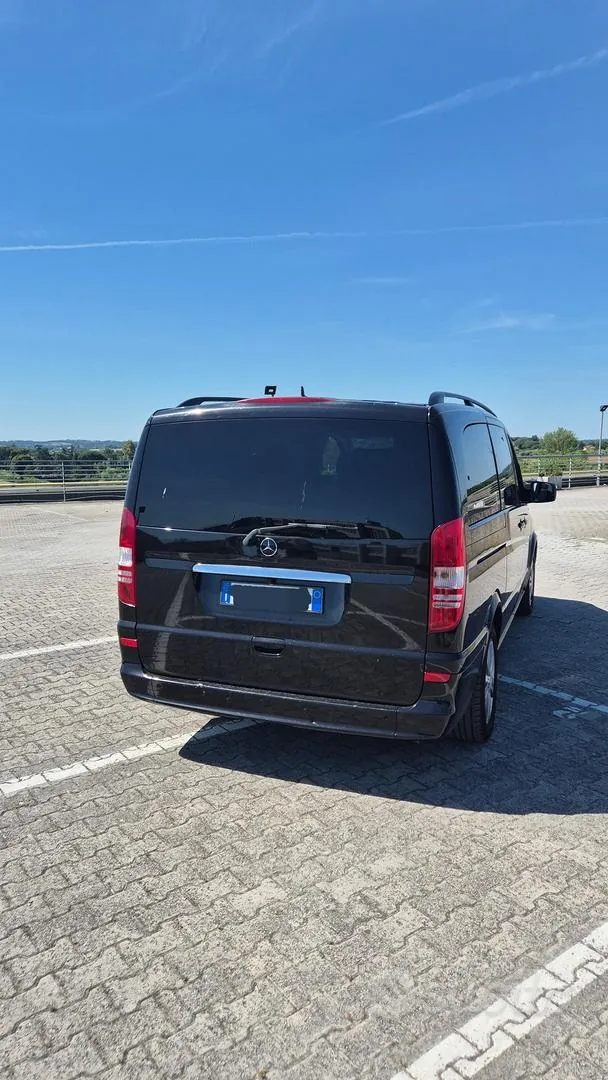 Mercedes-Benz Viano 2013 photo 5