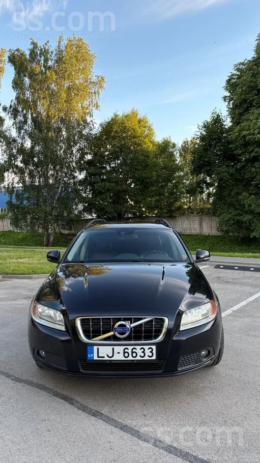 Volvo V70 2013 photo 5