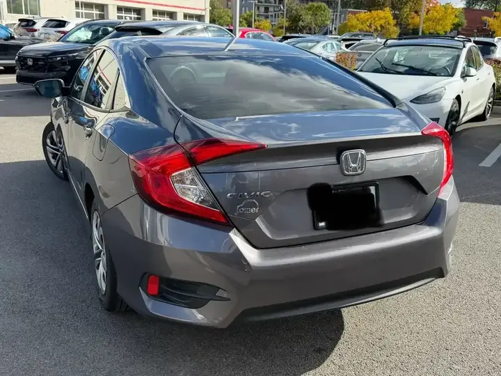 Honda Civic 2017 photo 3