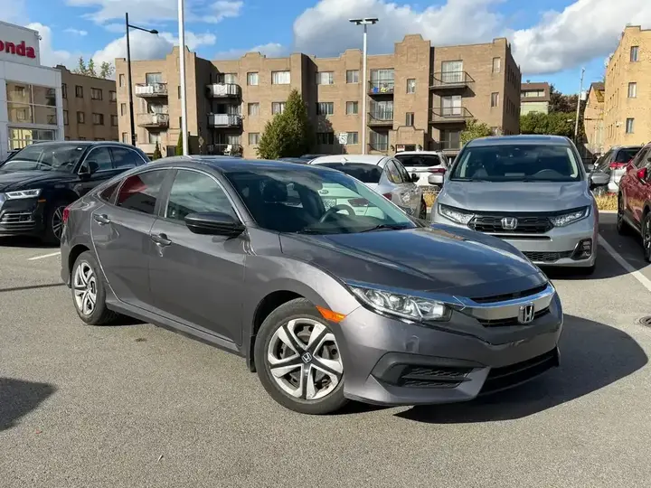 Honda Civic 2017 photo 2