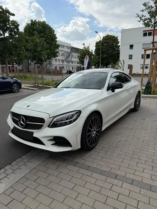 Mercedes-Benz C200