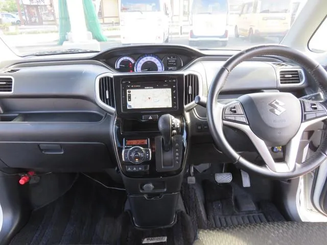 Suzuki Solio Bandit 2016 photo 2