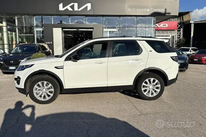 Land Rover Discovery Sport 2016 photo 4