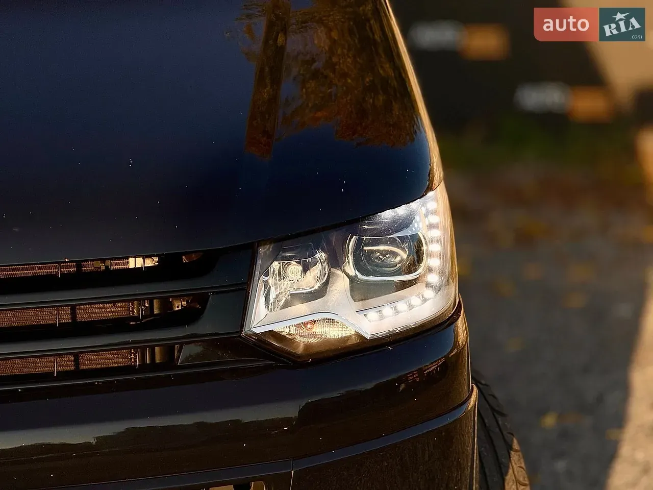 Volkswagen Multivan 2012 photo 3