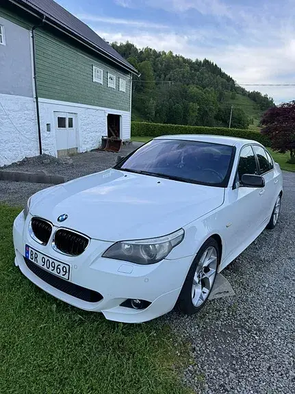 BMW 530Xd 2006 photo 2