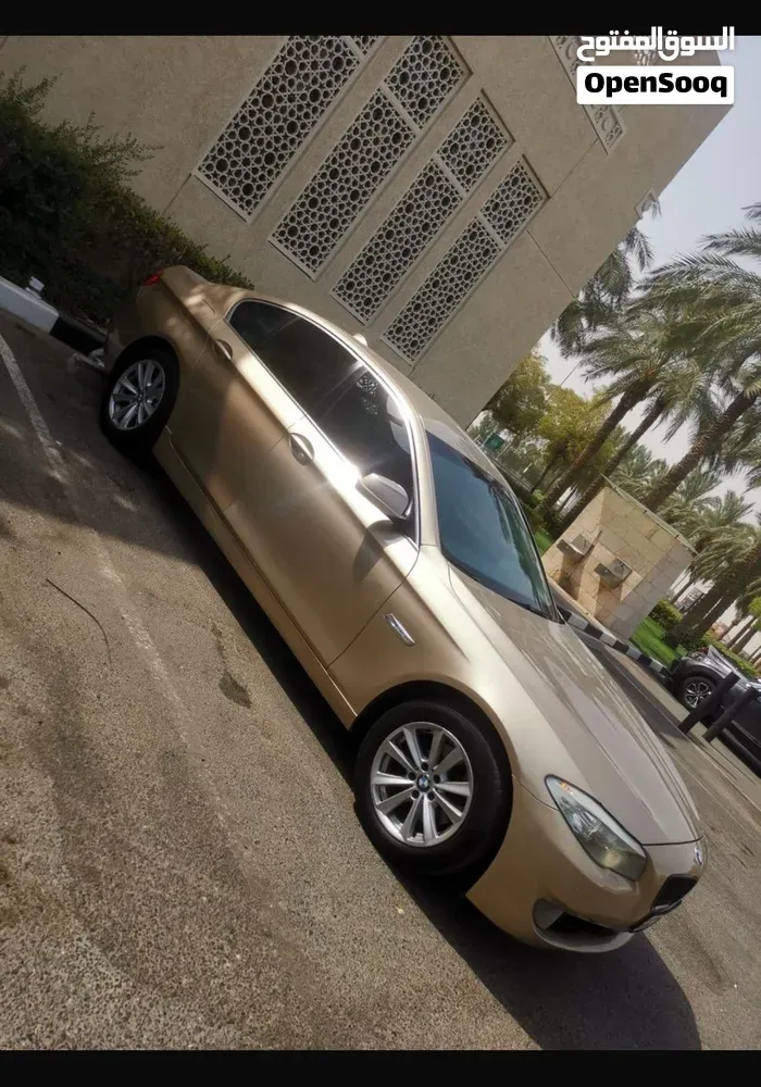BMW 5 Series 2012 photo 4