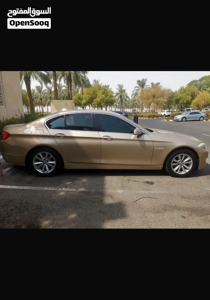 BMW 5 Series 2012 photo 2