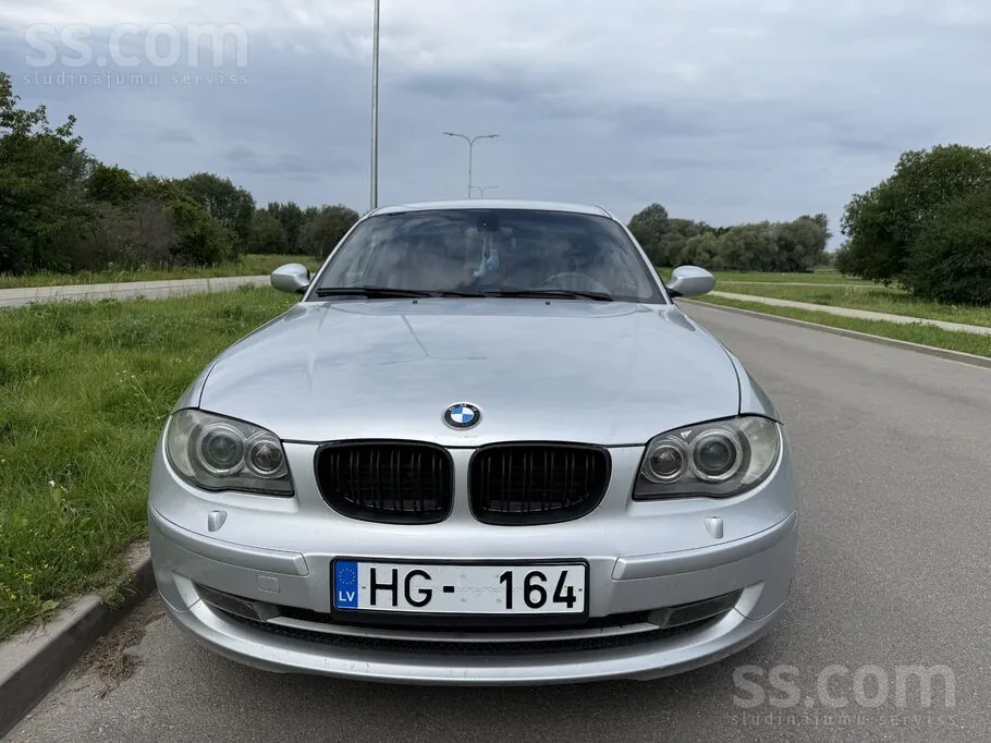 BMW 118D 2008 photo 3