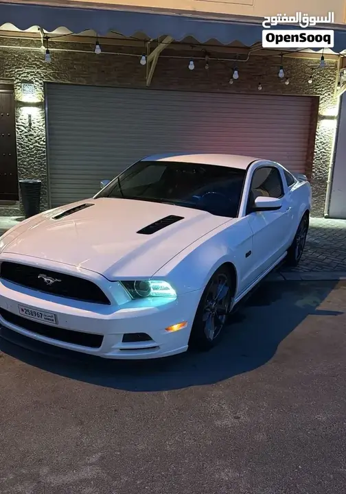 Ford Mustang 2014 photo 2