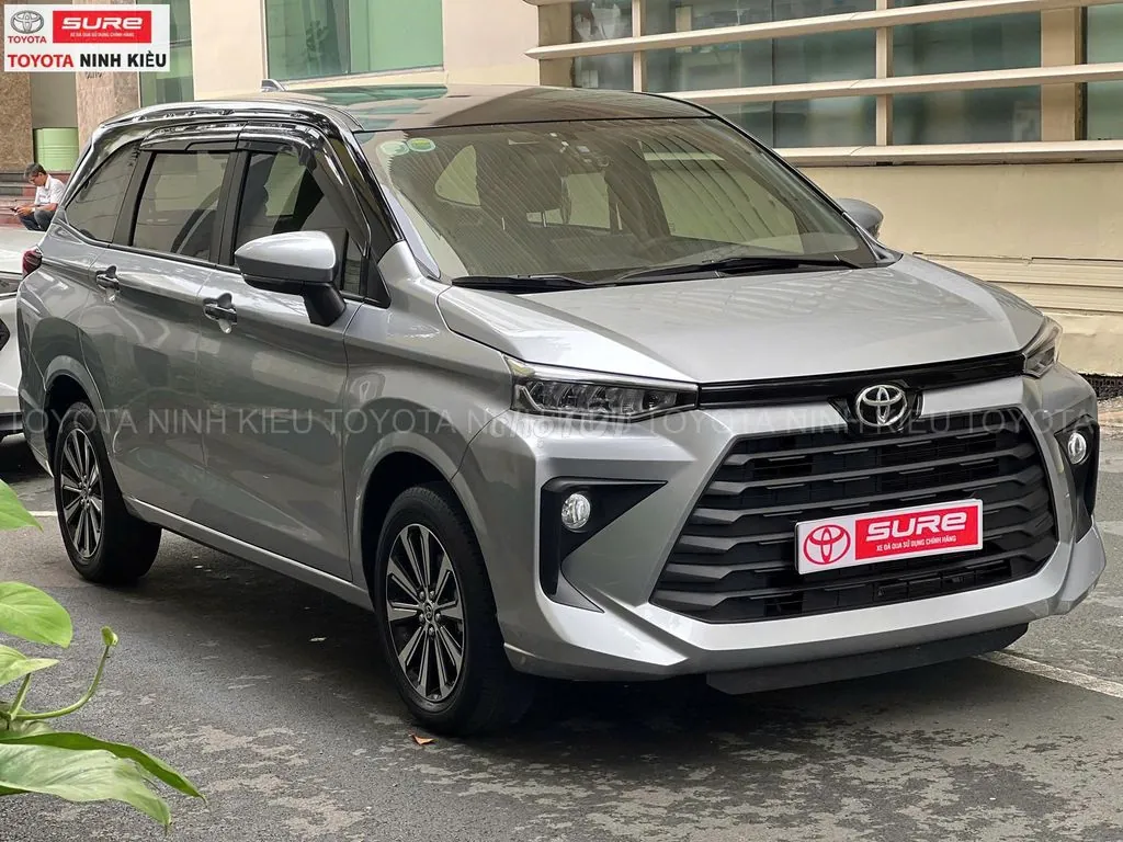 Toyota Avanza Premio 2024 photo 3