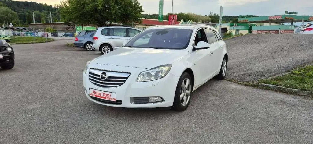Opel Insignia 2012 photo 2
