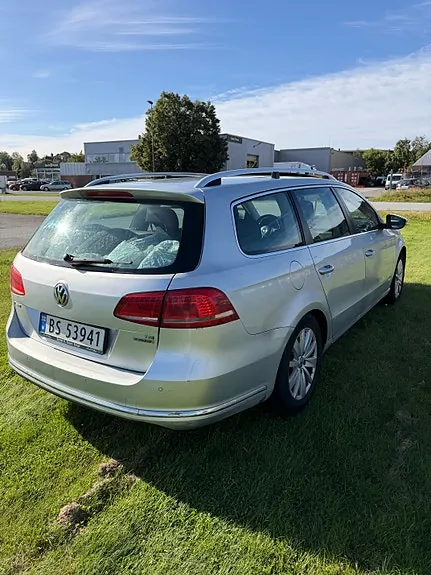 Volkswagen Passat 2013 photo 5