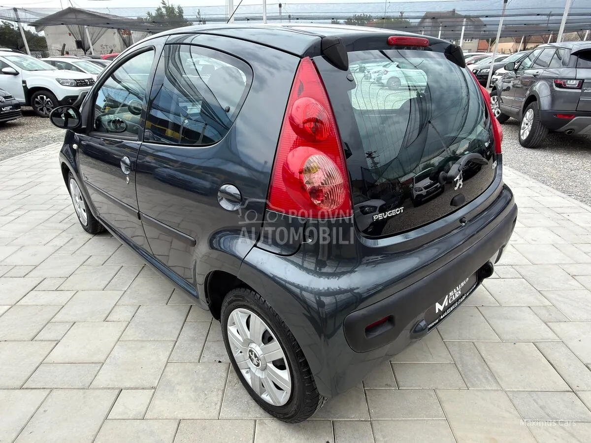 Peugeot 107 2010 photo 5