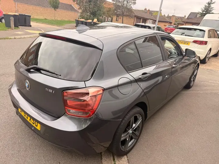 BMW 1 Series 2013 photo 3