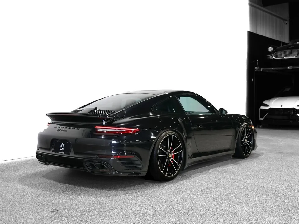 Porsche 911 2018 photo 3