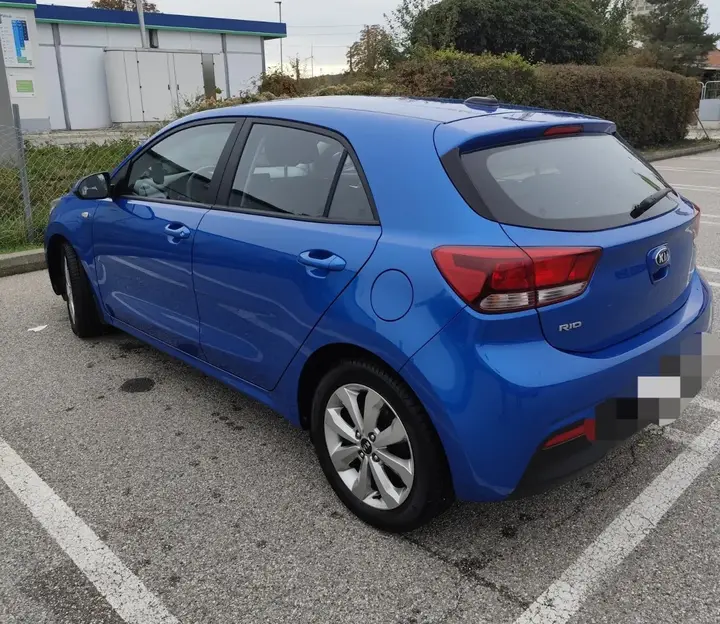 Kia Rio 2021 photo 3