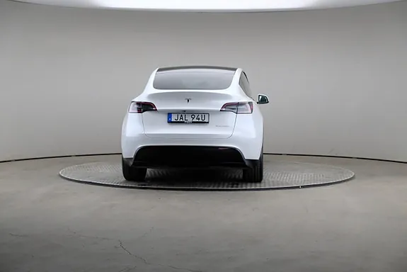 Tesla Model Y 2023 photo 5
