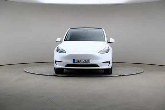 Tesla Model Y 2023 photo 3
