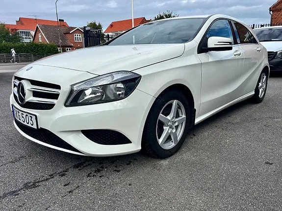 Mercedes-Benz A180 2014 photo 3