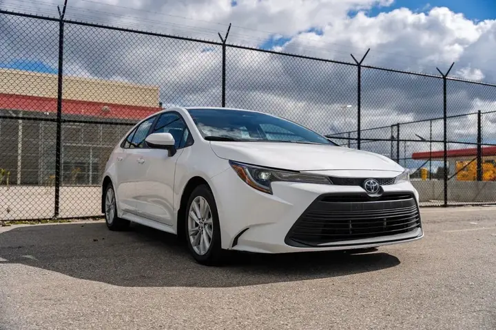 Toyota Corolla 2025 photo 3