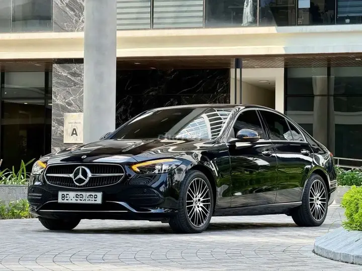 Mercedes-Benz C-Class 2023 photo 5