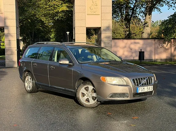 Volvo V70 2008 photo 2
