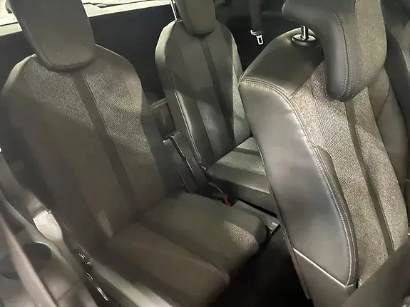Peugeot 5008 2018 photo 5