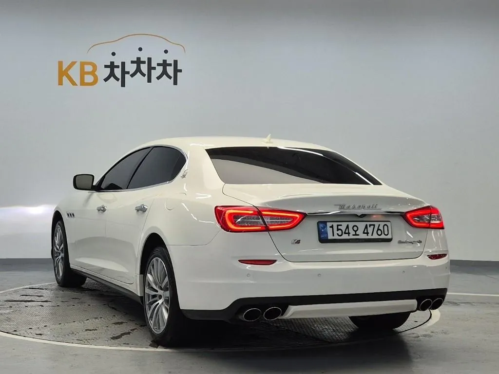 Ferrari Quattroporte 2016 photo 2