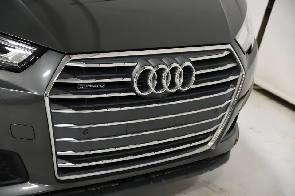 Audi A4 2019 photo 4