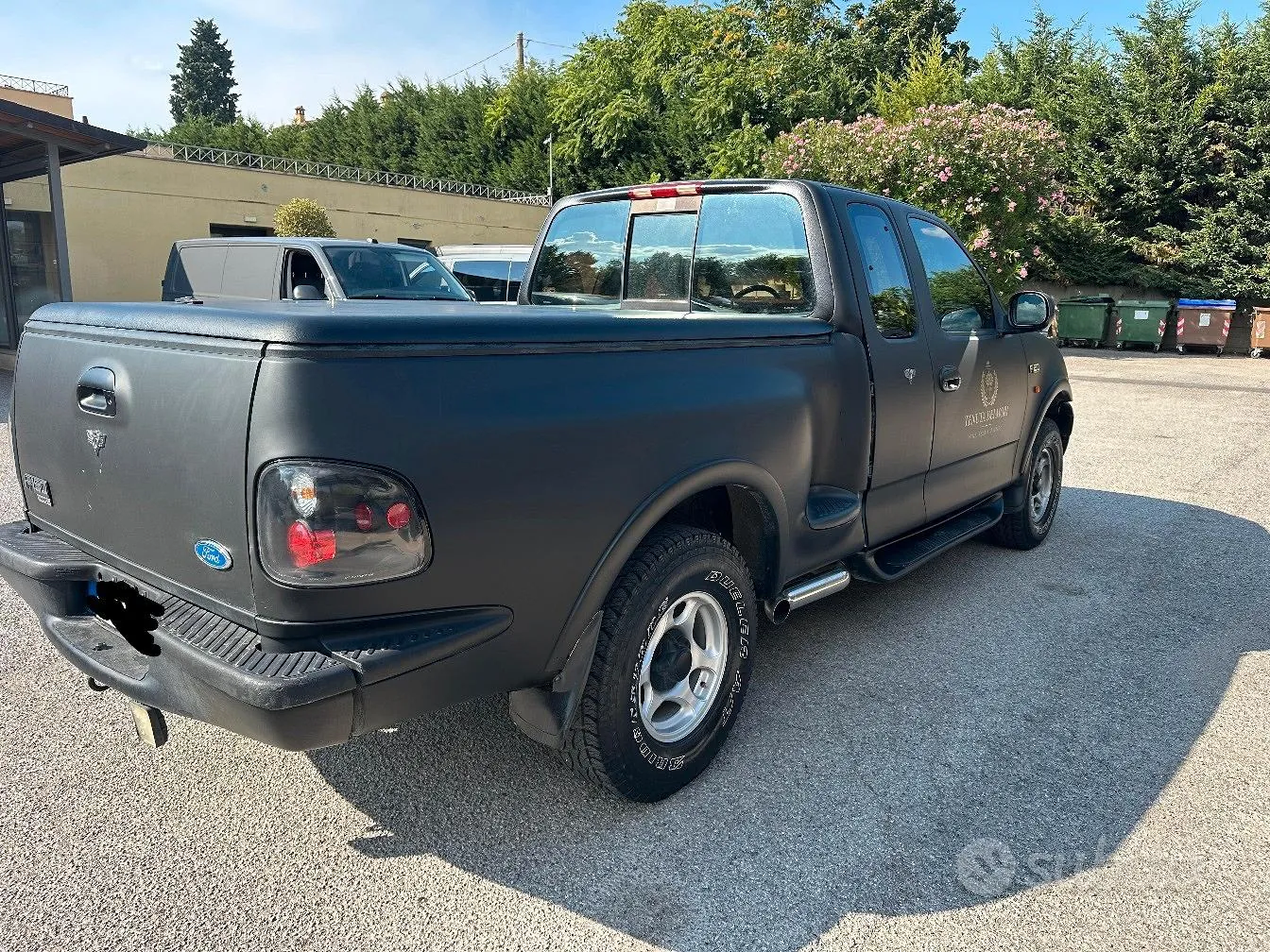 Ford F-150 2000 photo 2