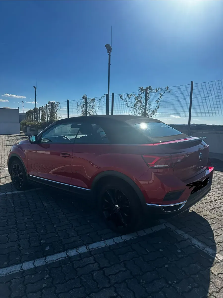 Volkswagen T-Roc 2021 photo 2
