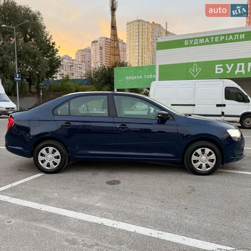 Skoda Rapid 2015 photo 4