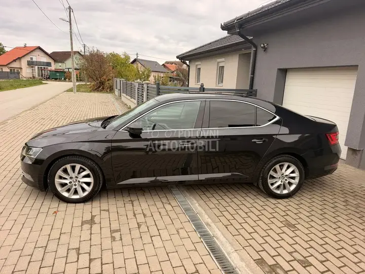 Skoda Superb 2016 photo 3