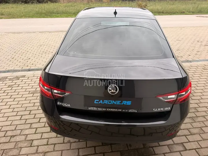 Skoda Superb 2016 photo 5