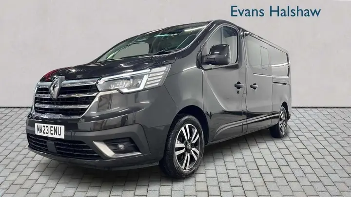 Renault Trafic 2023 photo 2