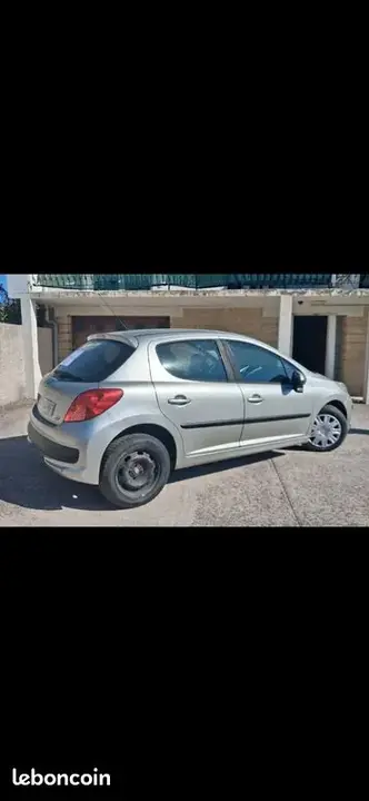 Peugeot 207