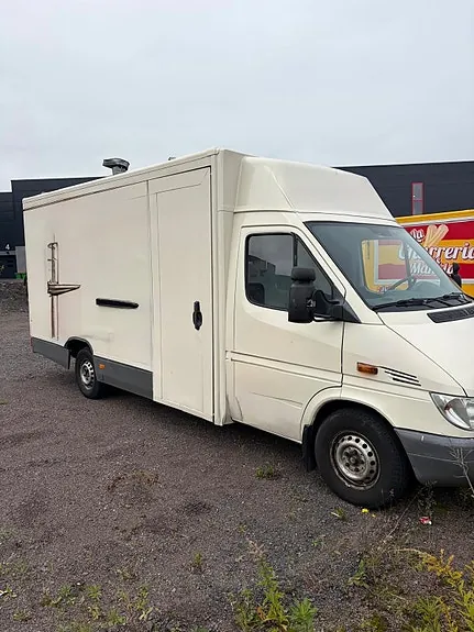 Mercedes-Benz Sprinter 2003 photo 3