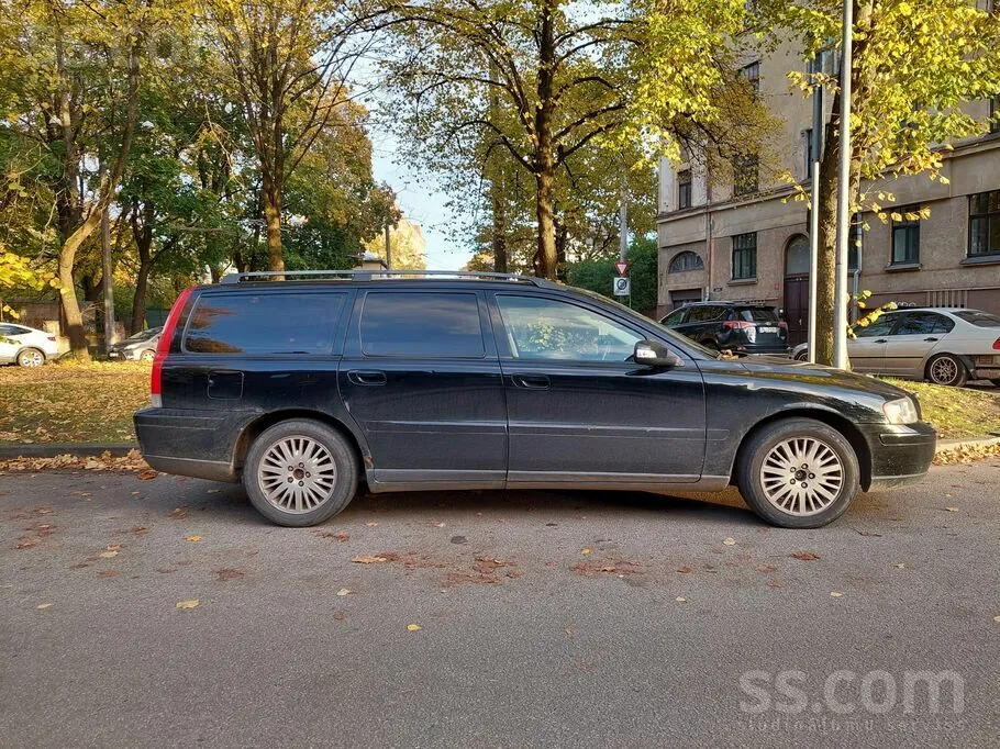Volvo V70 2007 photo 2
