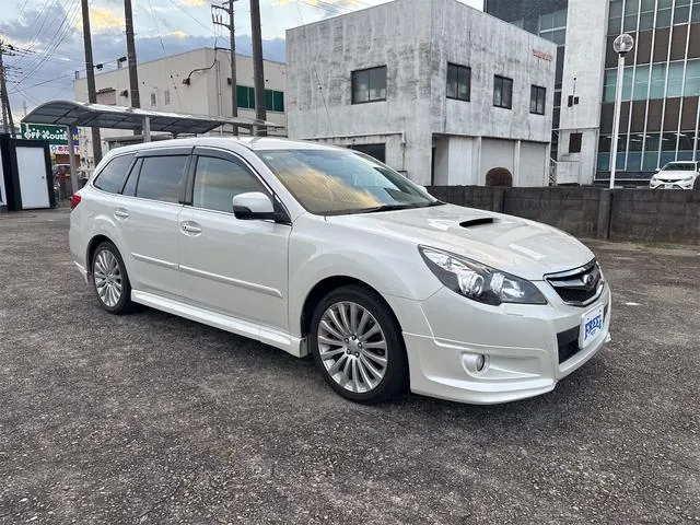 Subaru Legacy Touring Wagon 2011 photo 5