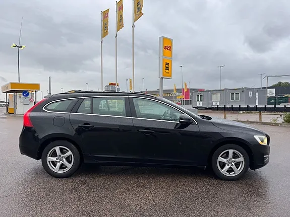 Volvo V60 2015 photo 4