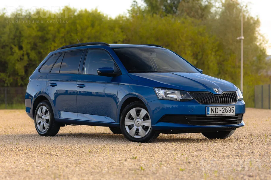 Skoda Fabia 2015 photo 3