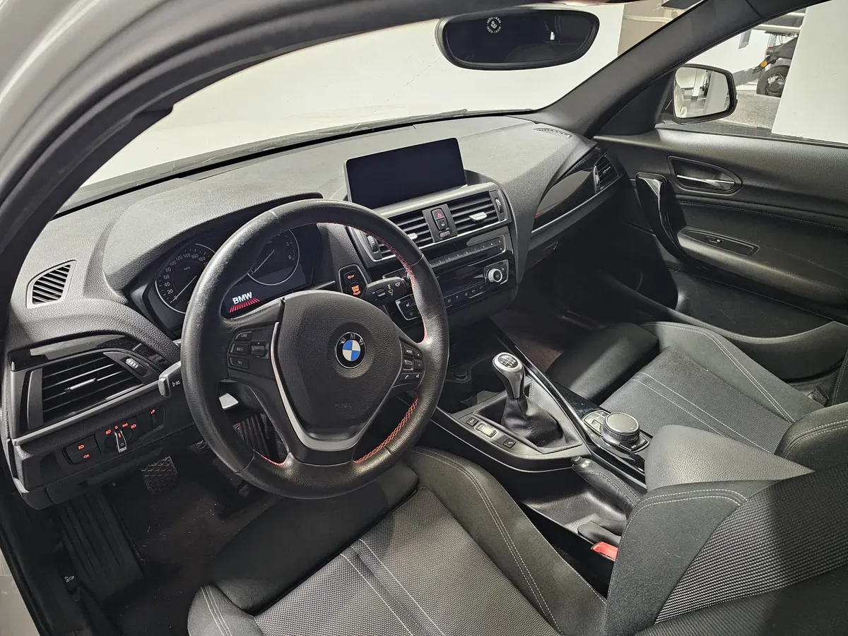 BMW 1 Series 2017 photo 2
