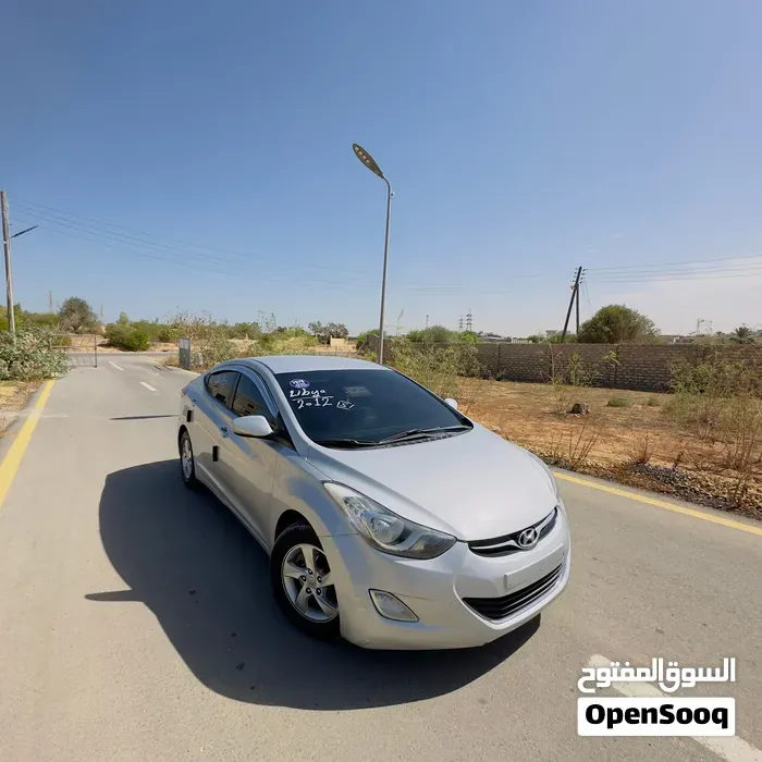 Hyundai Elantra 2012 photo 2