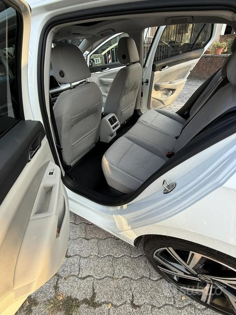 Volkswagen Golf 2021 photo 4