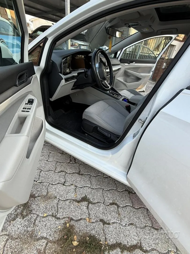 Volkswagen Golf 2021 photo 3