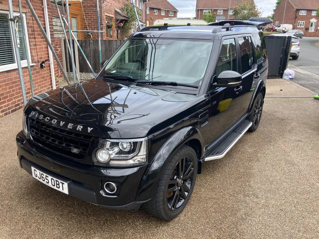 Land Rover Discovery 4