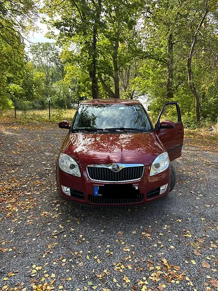 Skoda Fabia 2008 photo 2