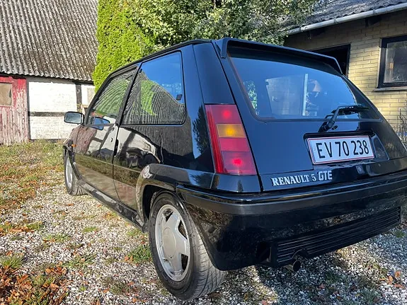 Renault 5 1988 photo 4