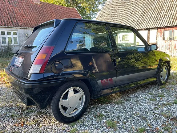 Renault 5